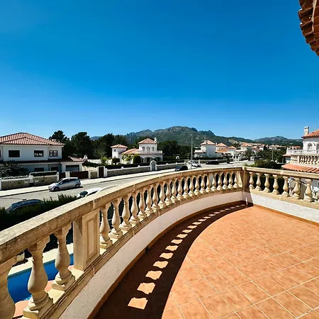 Villa Vista *
